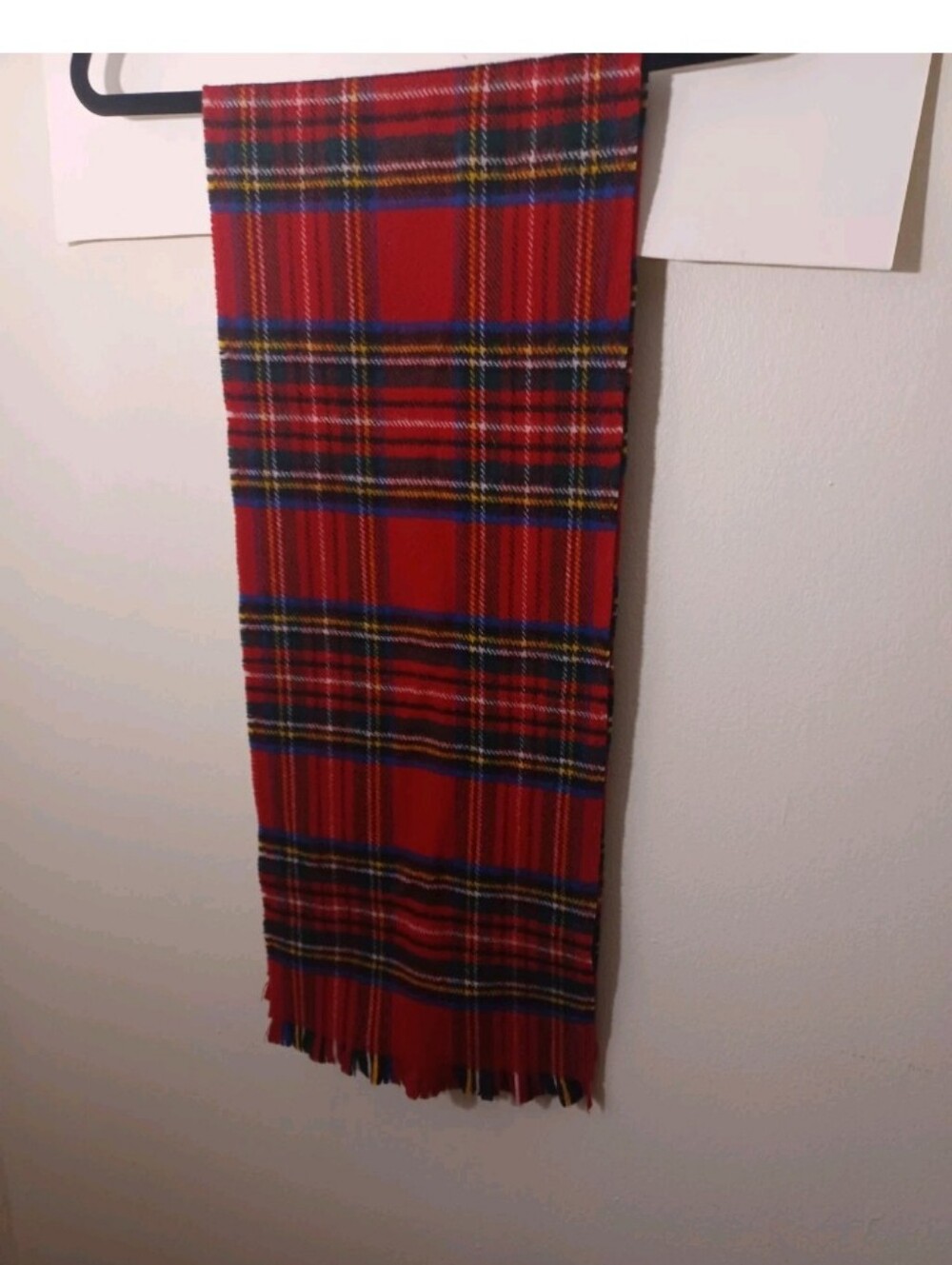 Highlander Vintage Wool Scarf and Unbranded Wristlet Bundle